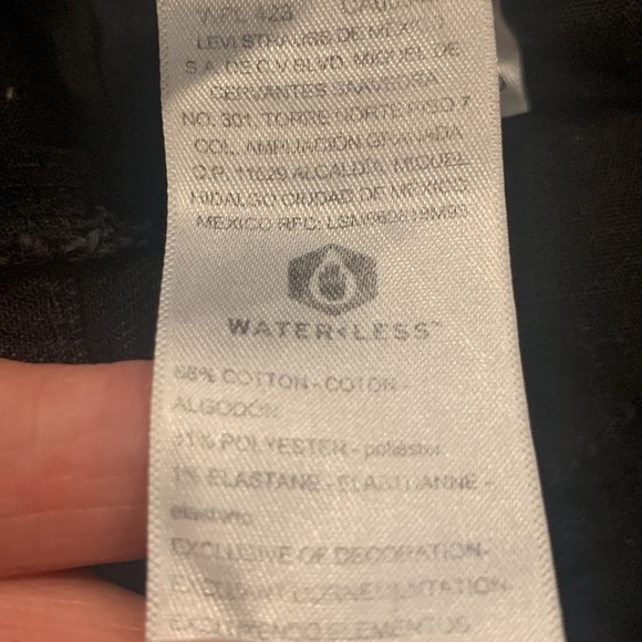 Signature Levi Strauss Heritage high rise black denim shorts sz 12 - Picture 9 of 11